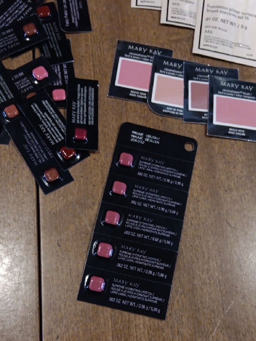 Mary Kay Sample Pack — Pink, Peach & Neutral Makeup Singles - Picture 3 of 4